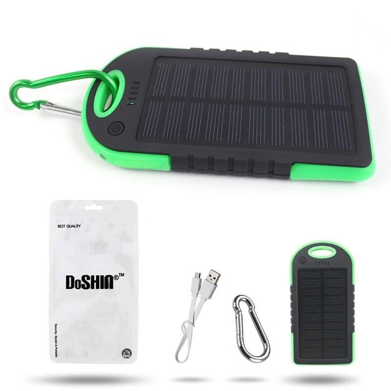 Napelemes töltő BB-950, 12 000 mAh